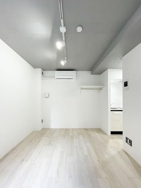 Ｎｉｓｈｉ－Ｎｉｐｐｏｒｉ　Ｔｅｒｒａｃｅ その他8