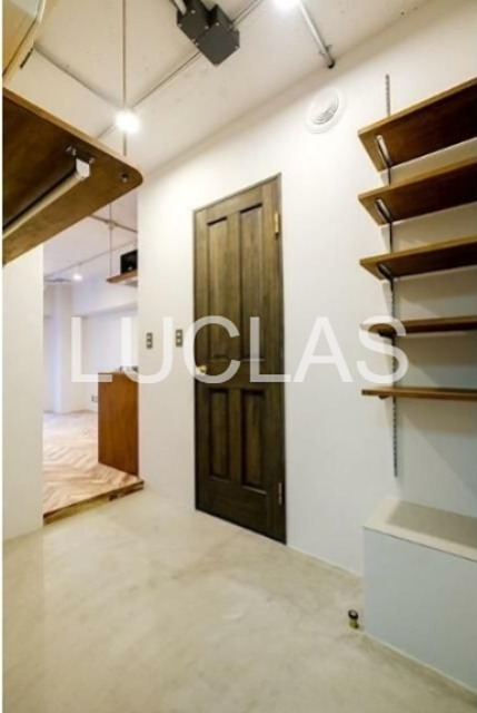 セントヒルズ西新宿 玄関