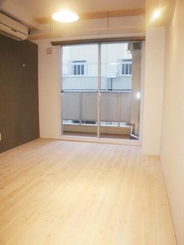 トーカン新宿第２キャステール リビング