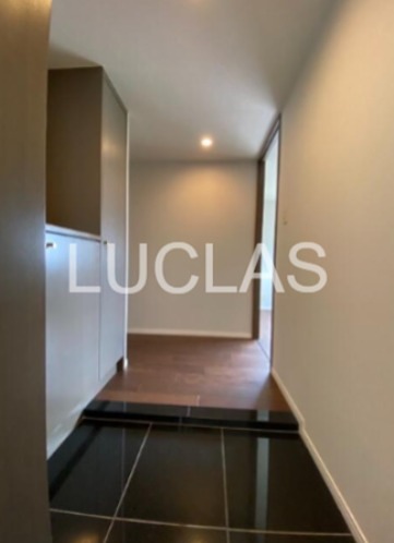 ＲＩＳ柿の木坂 玄関