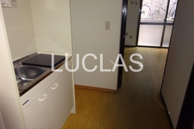 メゾン大森北３ 玄関