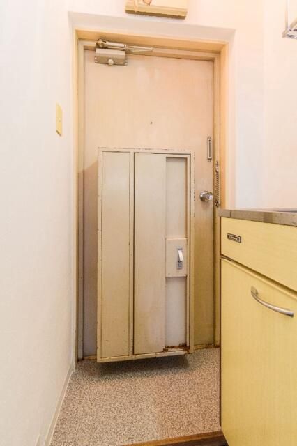 メゾン・ド・オービエ 玄関