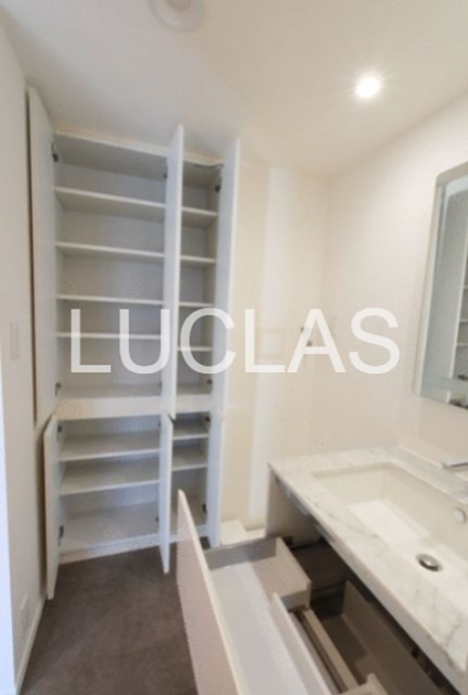 小田急コアロード六本木フロンテ その他2