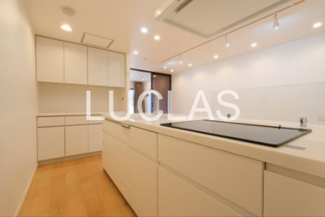 小田急コアロード六本木フロンテ キッチン