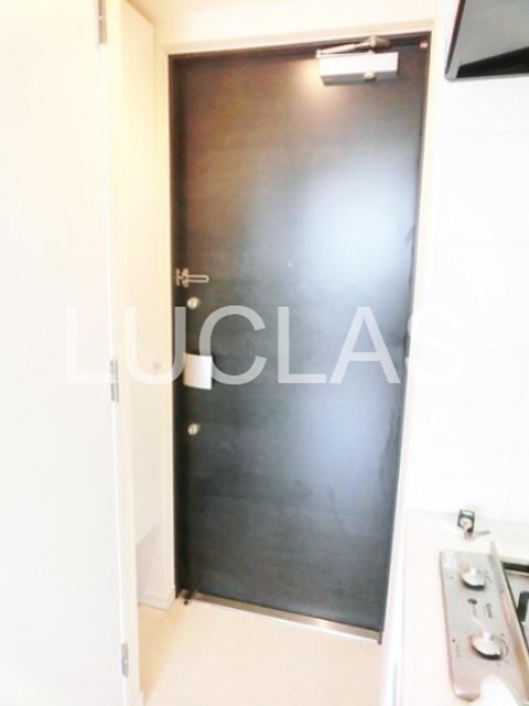 レジディア中野 玄関