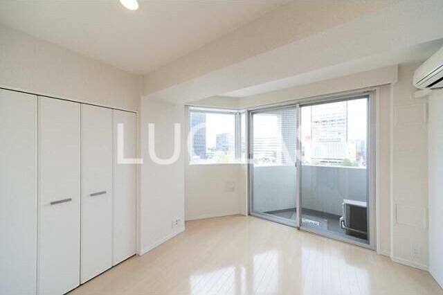 レジディア中野 リビング