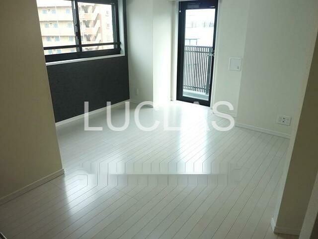 ル・リオン西新宿 リビング