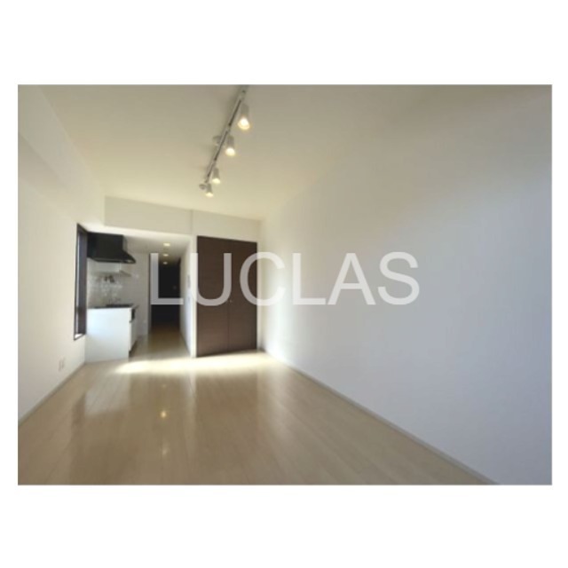 ミリアレジデンス北新宿 リビング