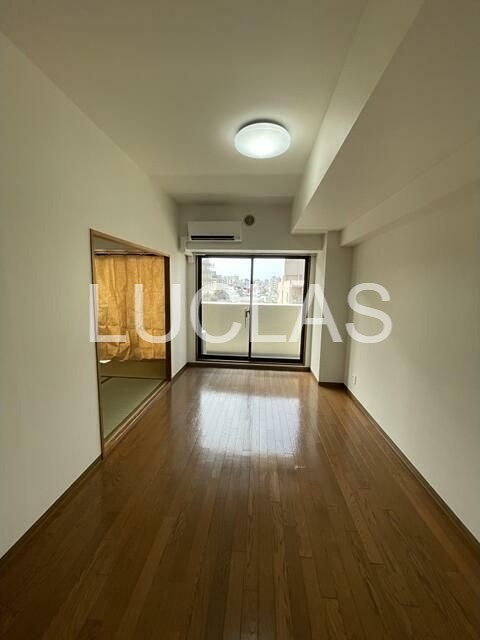 ロイヤルプラザ浅草 ベッドルーム