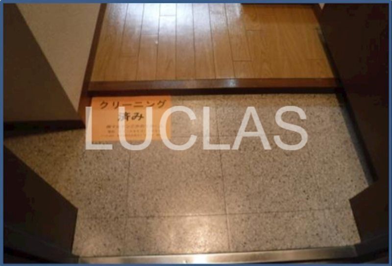 フェニックス早稲田 玄関