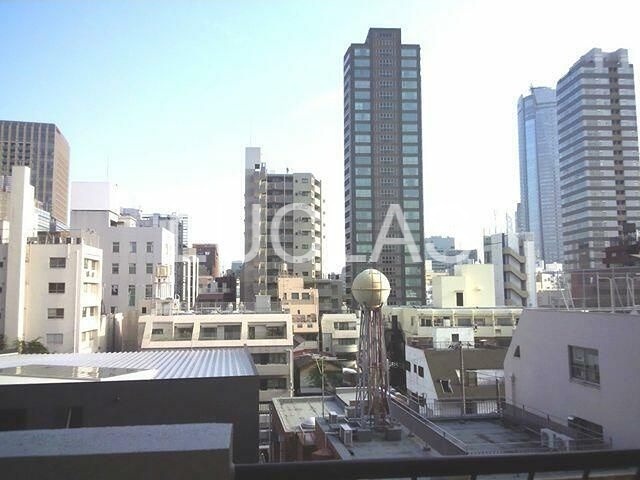 永谷ヒルプラザ六本木 ベランダ