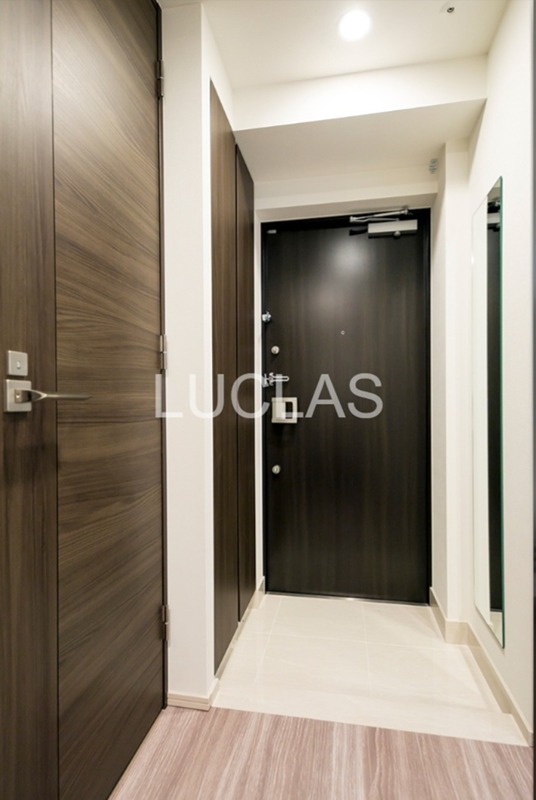 ミリアレジデンス新宿御苑 玄関