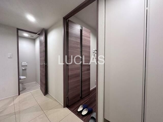 カーサスプレンディッド小石川 玄関