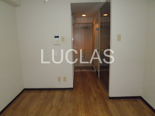 ヒルズ駒場東大前 玄関