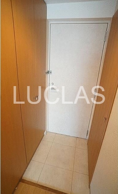 メイクスデザイン白金台 玄関