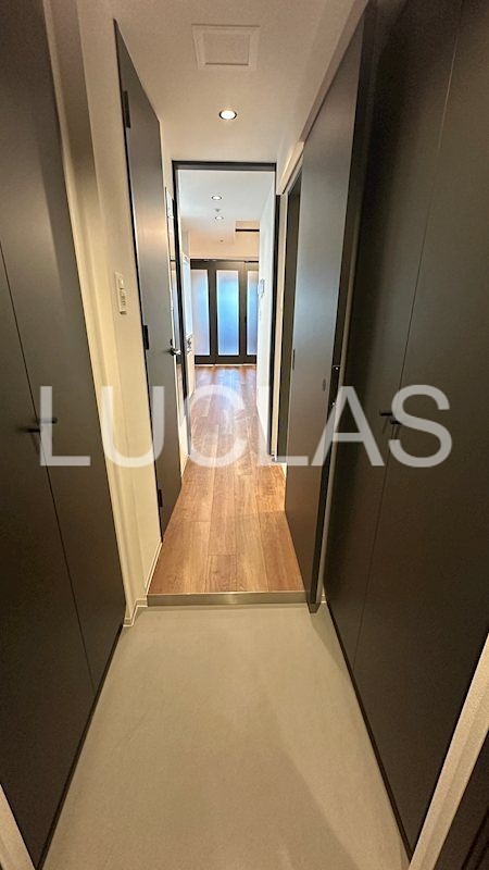 ＺＯＯＭ新宿御苑前 玄関