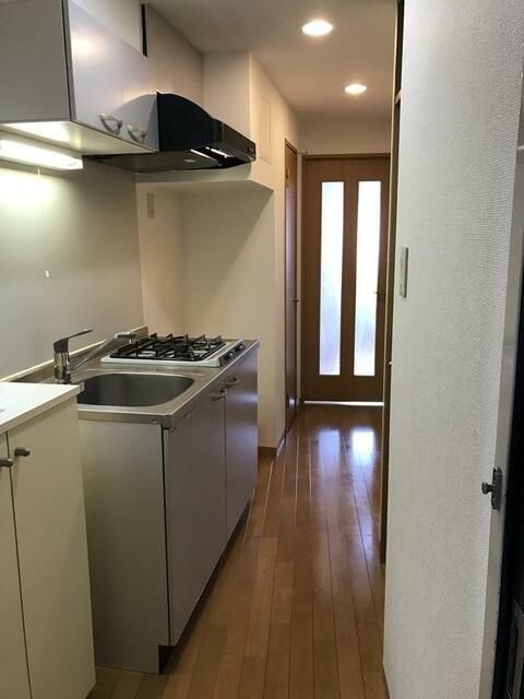 スカイコート新宿曙橋 玄関