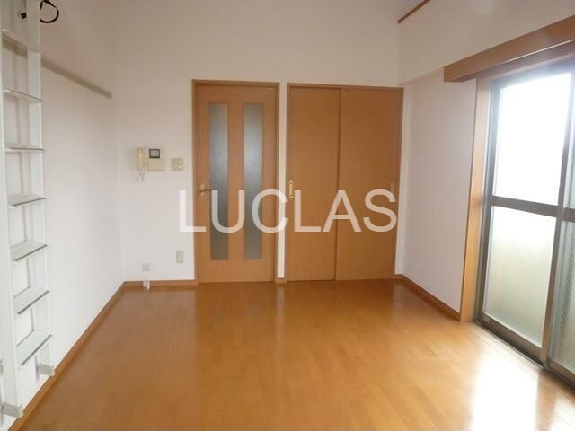 ロイヤルコート氷川台 リビング