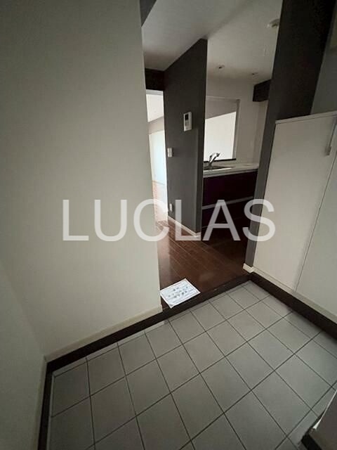 ライオンズマンション三宿 玄関