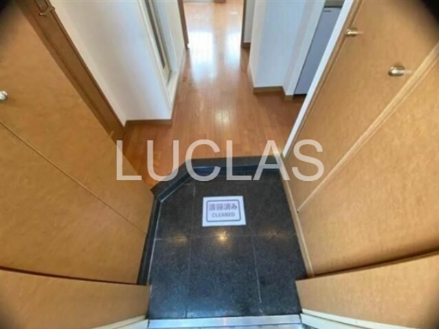 ドルチェ・ロイヤルステージ新大塚 玄関