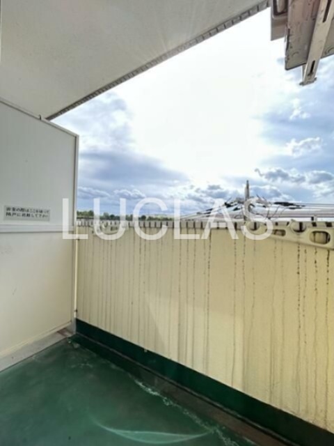 イエローエンバシー ベランダ