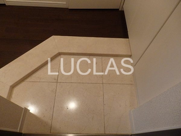 フェニックス高田馬場弐番館 玄関