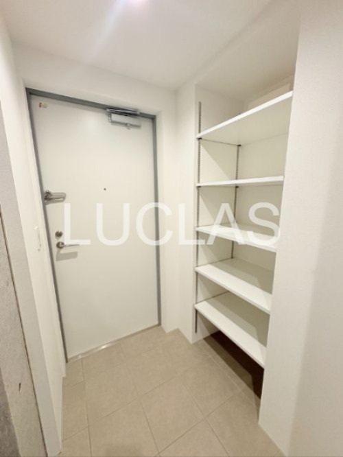 EXAM新中野Ⅱ 玄関