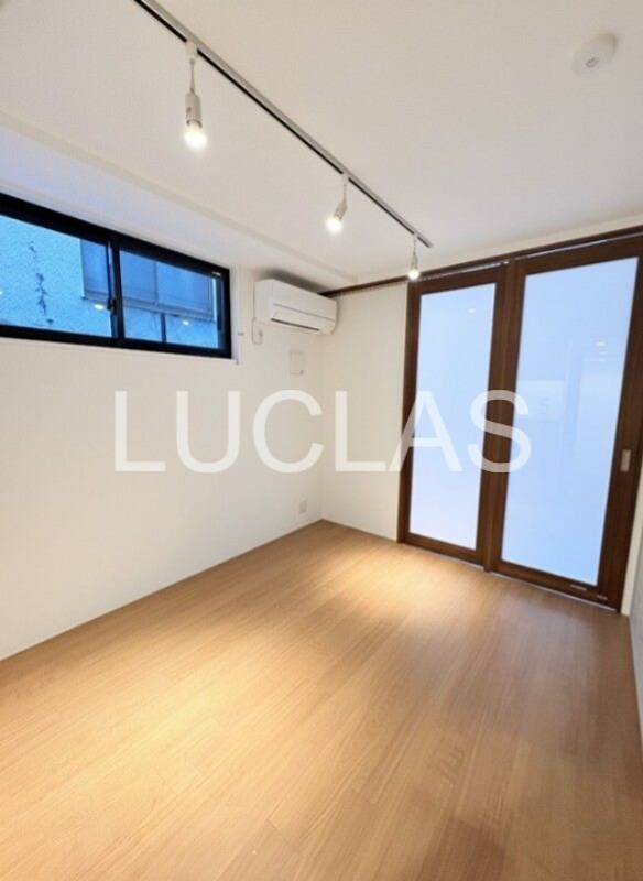 EXAM新中野Ⅱ ベッドルーム