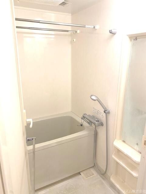 ファーストリアルタワー新宿  風呂画像