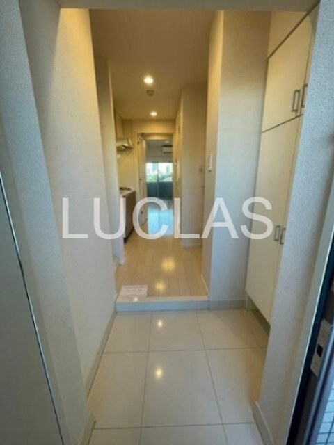 メイクスデザイン早稲田 玄関