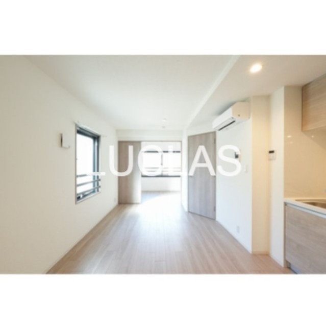 ウェルスクエア中野坂上 リビング