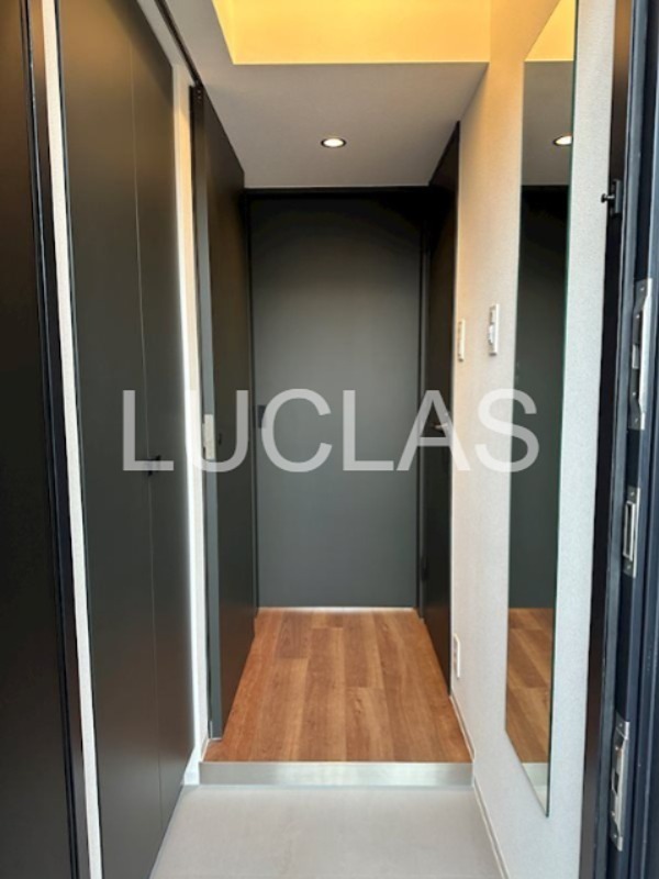 ＺＯＯＭ新宿御苑前 玄関