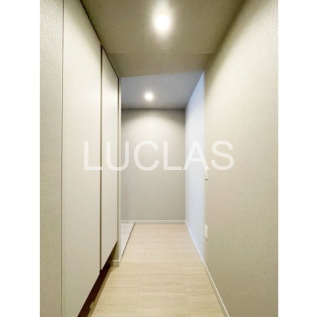 ＡＩＦＬＡＴ若松河田 玄関