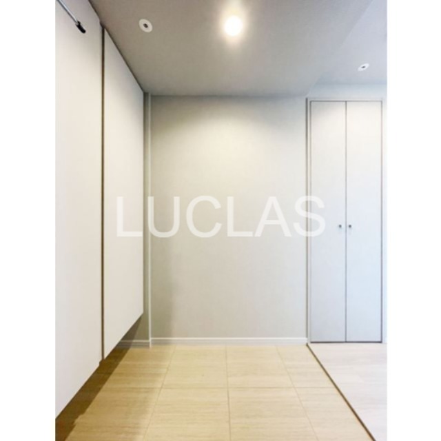 ＡＩＦＬＡＴ若松河田 玄関