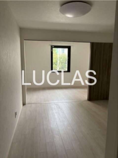 レオーネ早稲田 リビング