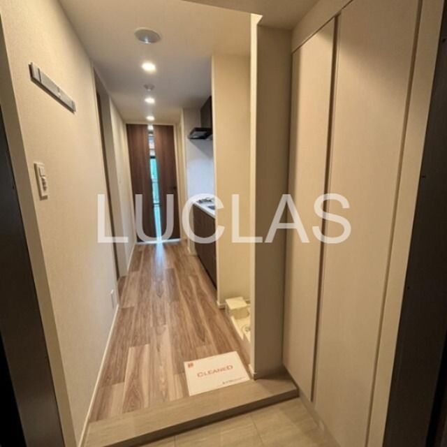 パークアクシス新宿百人町 玄関