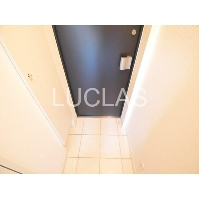 アジールコート中野坂上 玄関