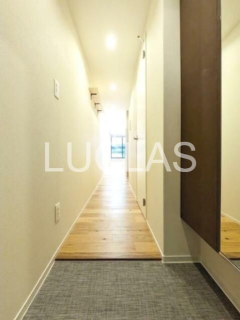 Ｅｌｙｓｉｏｎ新中野 玄関