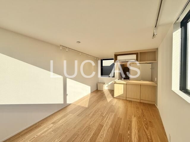 ｔｈｅ　ｔｒｉａｓ　ｎｉｓｈｉｎｉｐｐｏｒｉ リビング