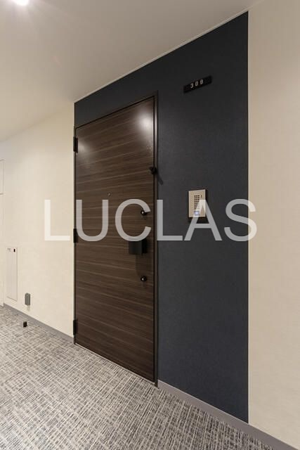 プラネソシエプラス桜台 玄関