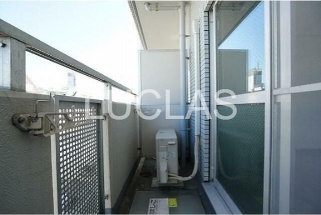 エレガンス綾瀬６ ベランダ