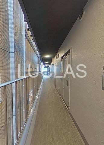 レジディア三越前 玄関