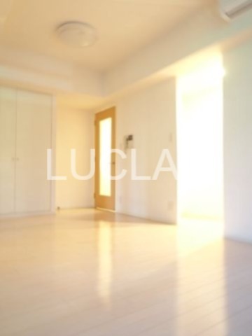 レジディア市ヶ谷 リビング