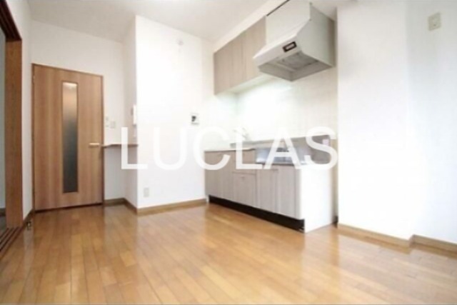 ジェネシス リビング