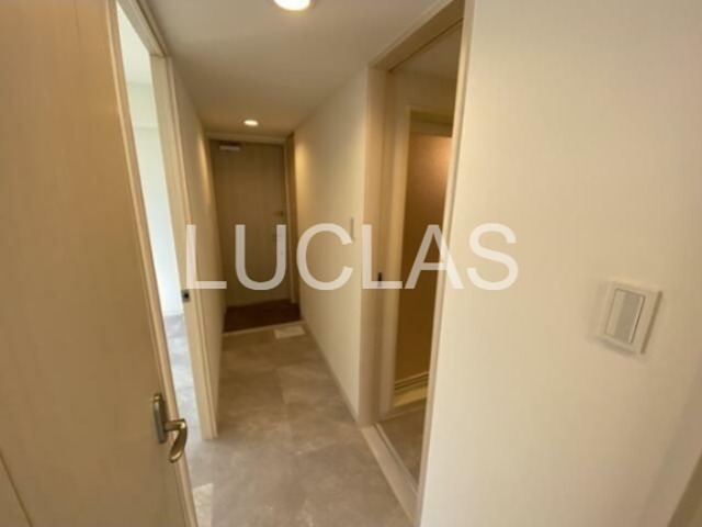 ヤサビアン 玄関