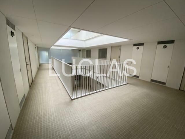 ヤサビアン その他10