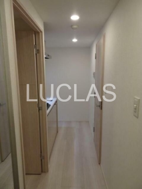 クレイシアＩＤＺ新宿落合ディアコート 玄関