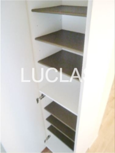 グランエッグス中野 玄関