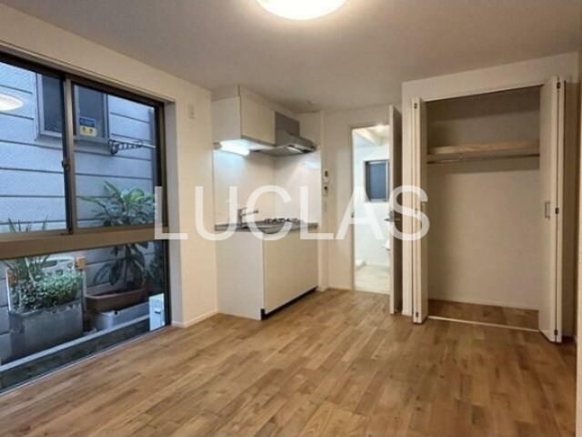 グランエッグス中野 リビング