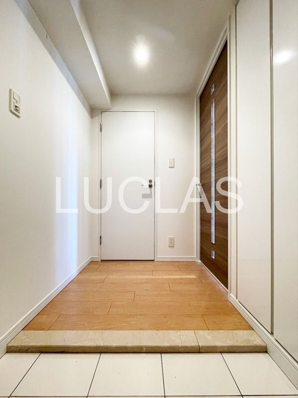 エミリブ下落合 玄関